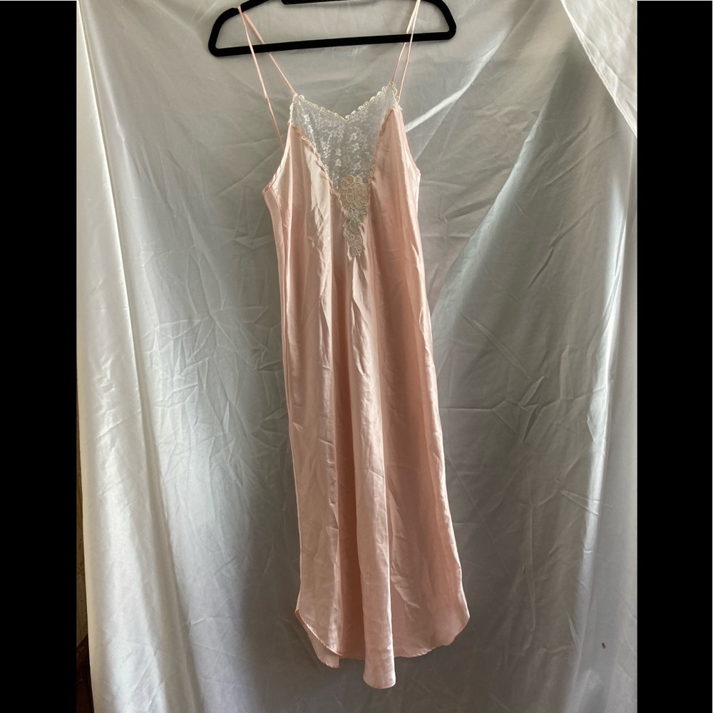 NWOT Pink Gown with Lace & Flower Accent, sz XS/S Petite by Maryann’s Boutique
